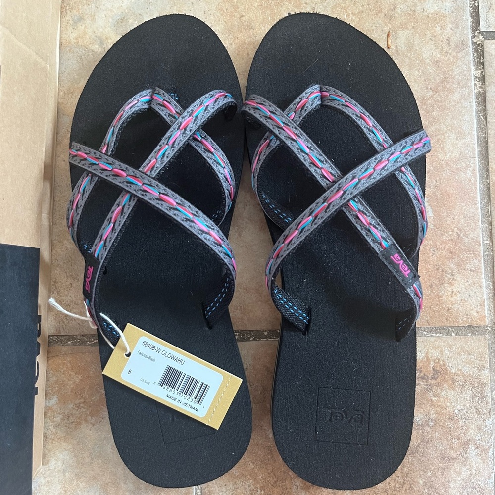 NWT Teva Olowahu Sandals Womens size 8 felicitas black NIB - Picture 2 of 5